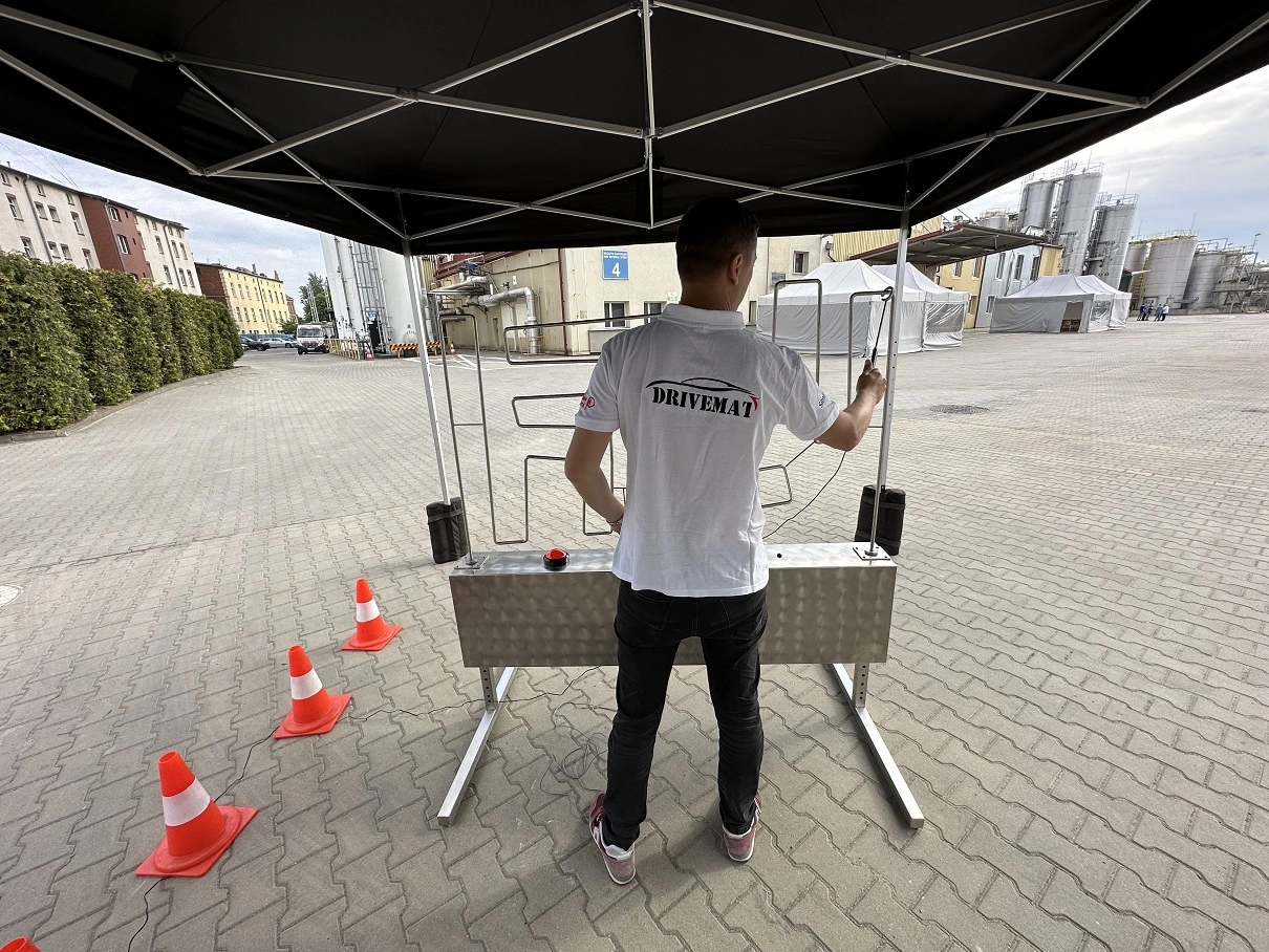 Precyzjomierz precyzjometr trening precyzji symulator symulator precyzji